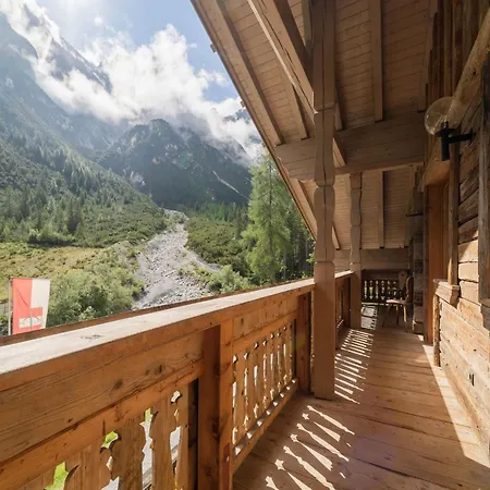 Holiday home In Stubaital By Slope & Sauna Neustift im Stubaital